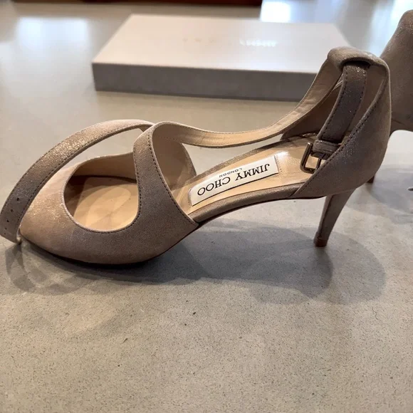 Jimmy Choo Emily 65mm Size: 38 Color: Shimmer Suede Sand - Picture 6 of 9